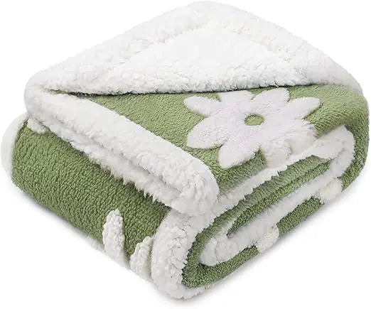 Waterproof Pet Blanket for Medium to Large Dogs.  Washable, Fluffy, Thick Jacquard Shag Fleece.  Warm Sherpa 3D Textured Flower Print.